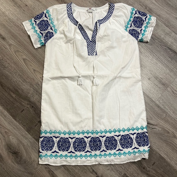 Vineyard Vines Medallion Popover Dress - Picture 2 of 3